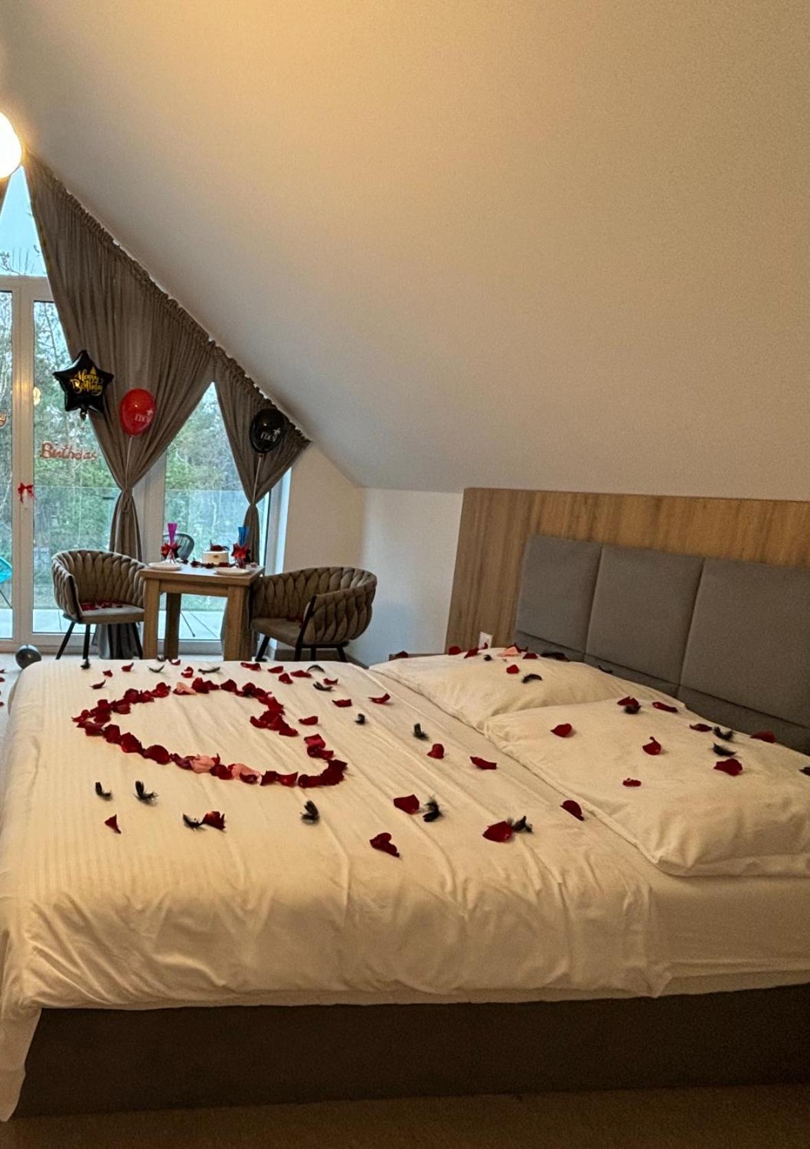 Resort Eden Premium Jastrzębia Góra Zewnętrze zdjęcie